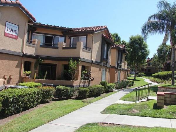 $2,042 / 1br - 590ft2 - Professional on-site managemen, Refrigerator, Spacious closets (1885 San Remo Dr, Corona CA 92882)64028080984834124