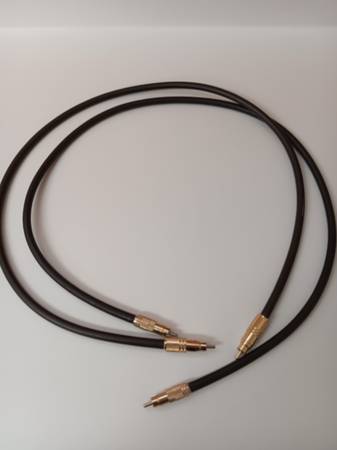 Audio Technica interconnect cables 1
