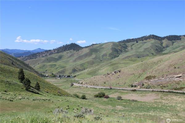 $255,000 Nahahum Canyon two 10 acre lots, shared well and driveway. (CASHMERE)63743441287939121