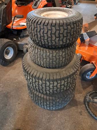 troybuilt  pony tires 1