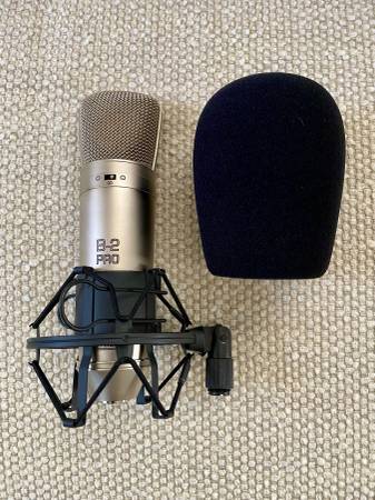 Behringer B-2 Pro Condenser Microphone 1