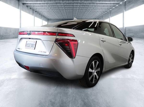 2017 Toyota Mirai JPD10L - ¡BUENO/MALO/NO CREDITO OK! - $6,499 (+ Escondido Auto Super Center)63618392244099122