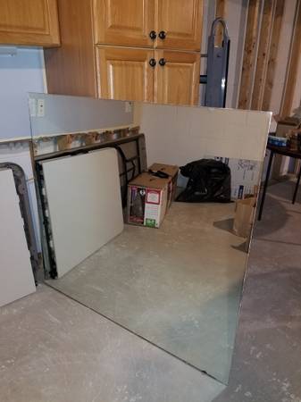 Exercise Mirror or ? 48.5in x 45in 1