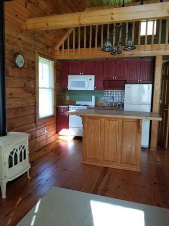$1,000 / 600ft2 - Guest Cabin for Rent (Cullowhee)64029373086466122
