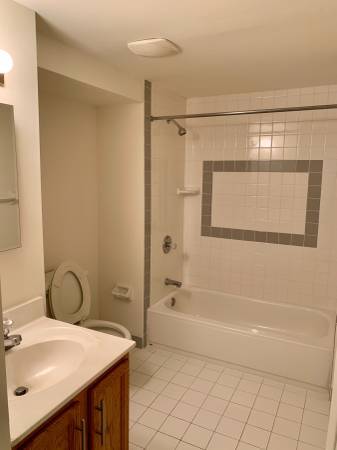 $1,150 / 1br - "Brownstone 1000sqft. Apartment" (Bella Vista/Queen Village/Wash Sq.)64024497241857122