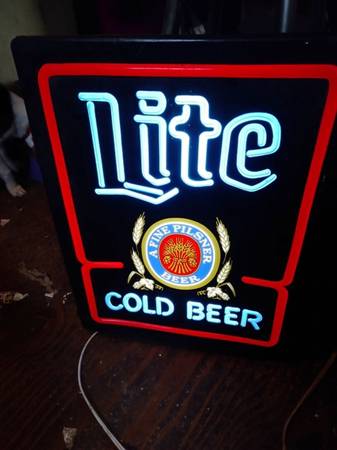LITE BEER SIGN 1