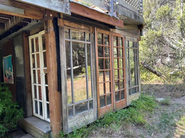 $1,750 / 100ft2 - Cabaña rústica en un valle cubierto de hierba (oeste de marin)63847331438849120