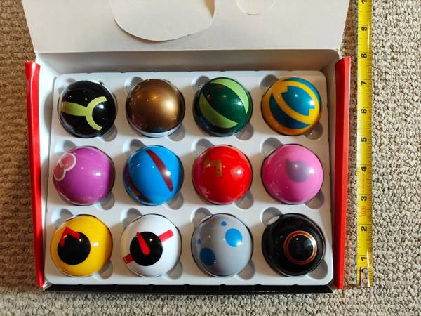 Pokemon balls 1