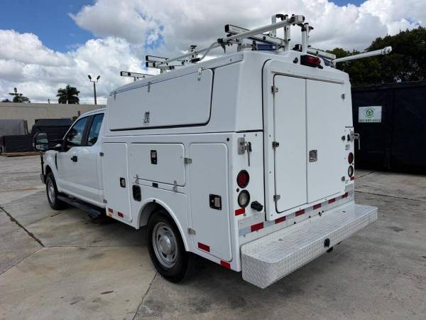 2017 Ford F 350 SD - Photo 3