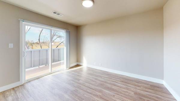 $1,795 / 1hab - 750ft2 - ¡Cómodo departamento de 1 habitación en comunidad con acceso para mascotas y vistas al patio interior! (vallejo / benicia)63671991938305120