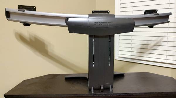 Ergotron 33-296-195 LX Triple Monitor Stand - Holds up to 3 Displays - $125 (Cary)63440899211649123