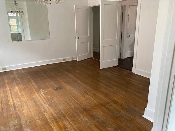 $755 / 2br - Bright 2 Bedroom, 1 Bath Apartment Stylish & Cozy!! (Pittsburgh, PA)64013203142273120
