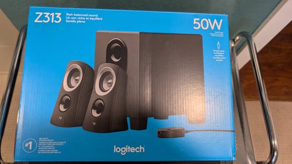 Logitech Z313 Computer Speakers 1