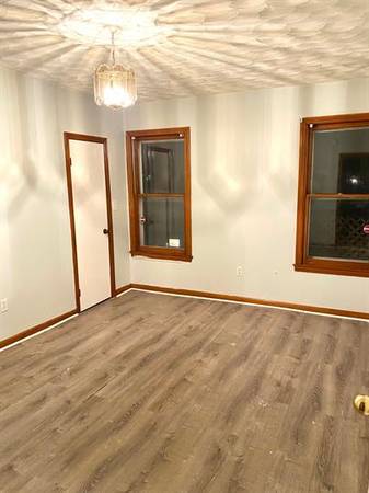 $1,050 / 1br - Amplio apartamento de un dormitorio $1050 (Torrington)63945360907906122
