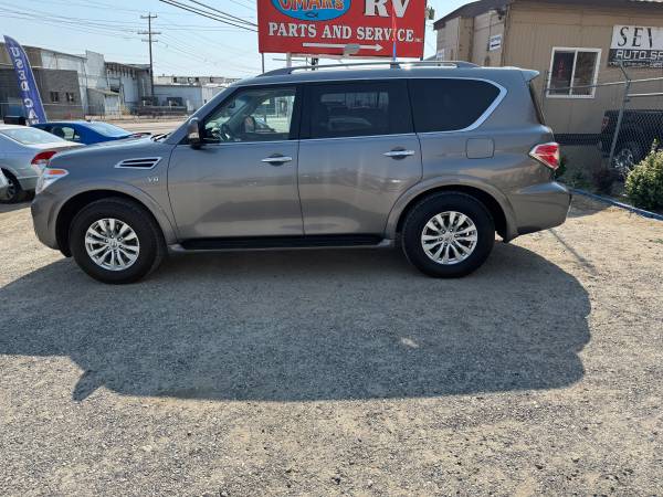 2017 Nissan Armada SV Runs great!! 1