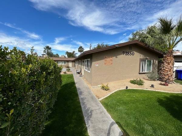 $1,795 / 2br - 2 X 1 APARTMENT HOMES - W/D INCLUDED - PRIVATE YARD (Palm Desert, Bermuda Dunes, Indio, La Quinta)63686264578945120