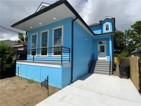 $325,000 / 3br - 1966ft2 - Beautiful 3 Bedroom 2.5 Bathroom For Sale (Bywater/St Claude)63903538516355120