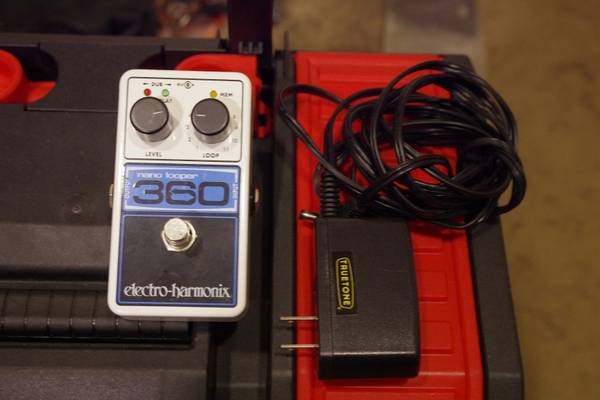 Electro-Harmonix Nano 360 Looper Pedal 1
