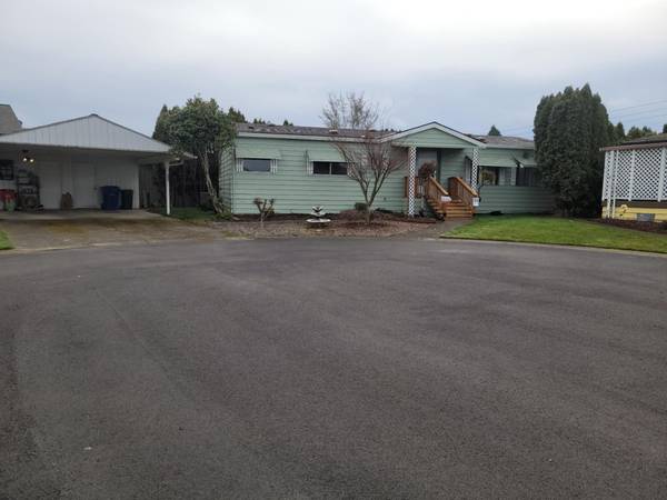 $87,900 / 2br - 1404ft2 - Ready-to-Move-In Home Salem 55+ Park Updated, Private, and Affordable (Salem)64151645975553124