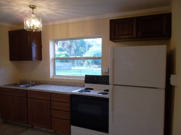 $1,000 / 1br - 600ft2 - Apartamentos en alquiler (Merritt Island,fl)63846409028995124