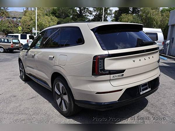 2025 Volvo EX90 Twin Motor Plus SAVE UPTO 18000.00 OFF MSRP - $64885.00 (alamo square / nopa)63469634806145122