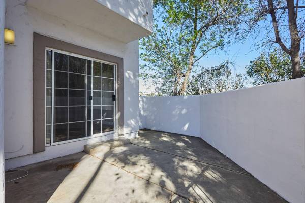 $3,509 / 2br - 1117ft2 - Putting Green & Par Course, Cable Ready63701130491139124