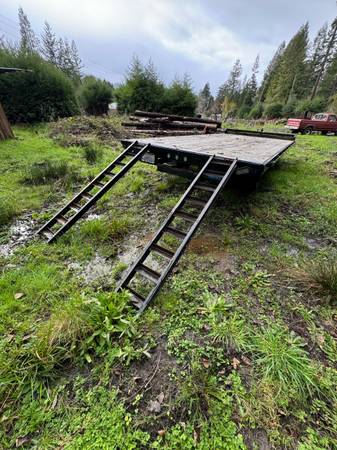 2023 16’ deckover trailer 1