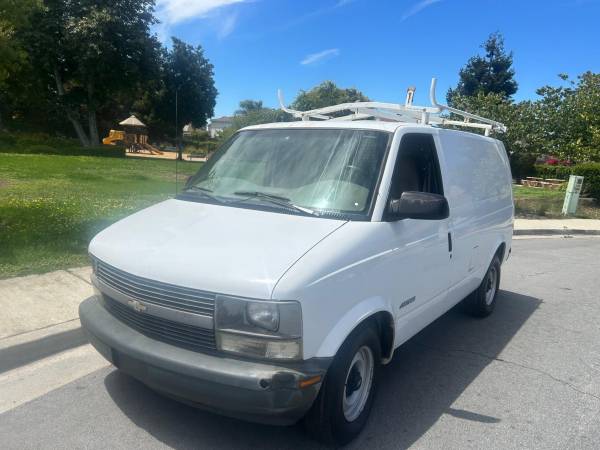 00 Chevrolet Astro Cargo 42K - $8.350 (Fremont)63470883960961121