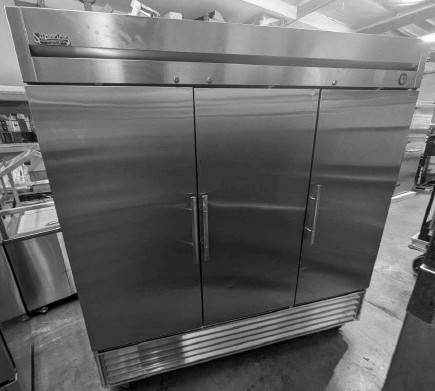 True 3-Door Commercial Fridge - Used 1