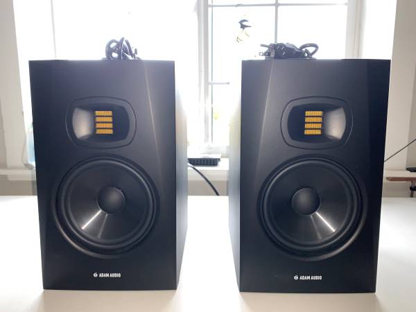 Adam Audio T7V Studio Monitors - Pair 1