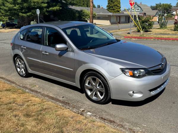 2011 Subaru Impreza Outback Sport 2.5 premium edition 1