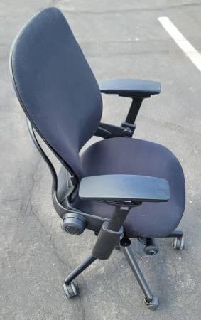 Steelcase Leap V2 Office Desk Gaming Chairs 1