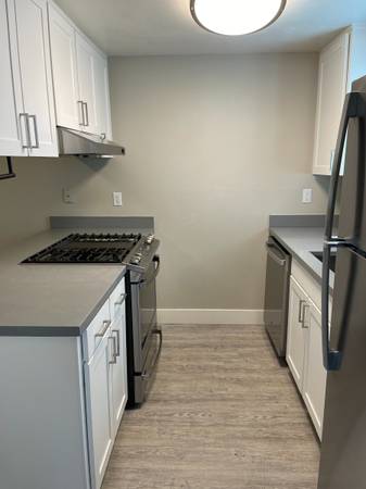 $2,150 / 1 dormitorio - 640 pies² - ¡Tranquilo, limpio y pacífico! 1 dormitorio por $2150. ¡Llama a The Edge hoy! (fremont / union city / newark)63664186382467124