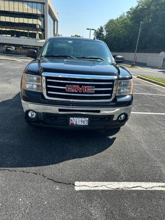 Camioneta pickup GMC Sierra 1500 xtra cab 4x4 de 2013, inspeccionada en MD - $12,000 (Germantown)63616345831297122