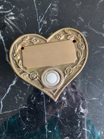 HEART SHAPED DOORBELL 1