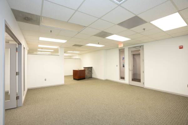 *New Pricing* Private Office w/ Single Suites 1