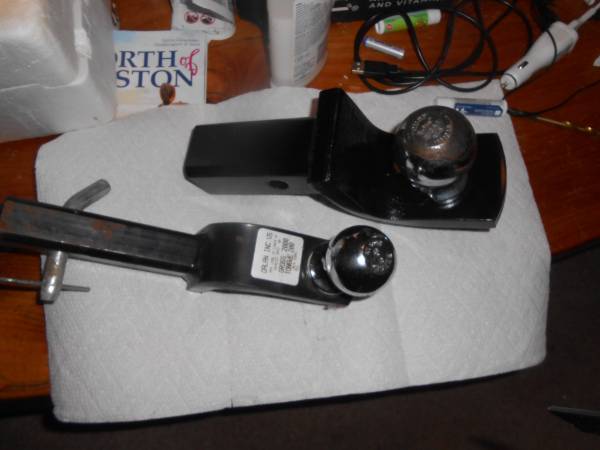 2 Trailer hitch's 1