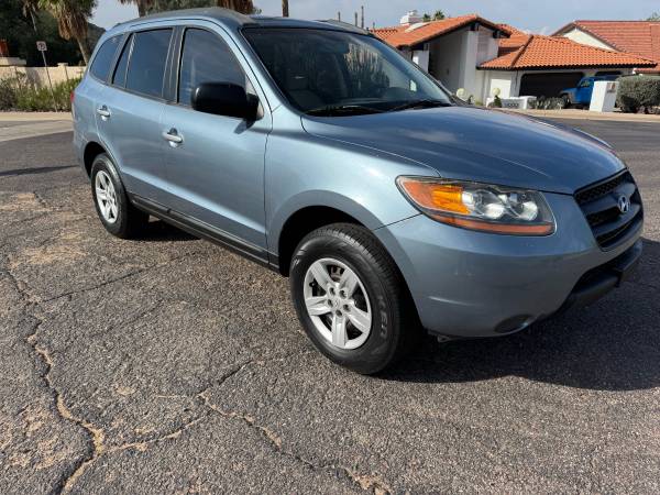 2009 Hyundai Santa Fe excellent condition 1
