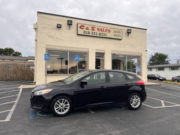 2018 Ford Focus SE 4dr Hatchback 94937 Miles 1