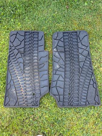 JEEP ITEMS!!! 1