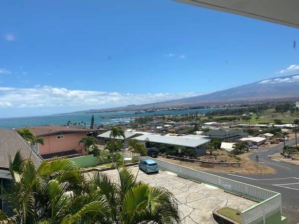 $2,200 / 1br - 550ft2 - Call for a Tour and See the Views, Swimming Pool, Newly Renovated63939530481154121