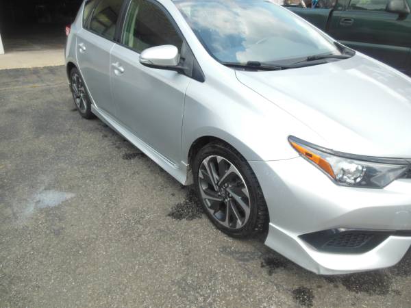 2016 toyota scion im  hatchback - $10,500 (hartford ct)63487455717633121