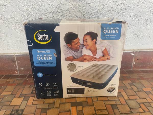Serta 16” Inflatable Queen Size Sleeper Mattress Couch Pump Airbed Bed 1