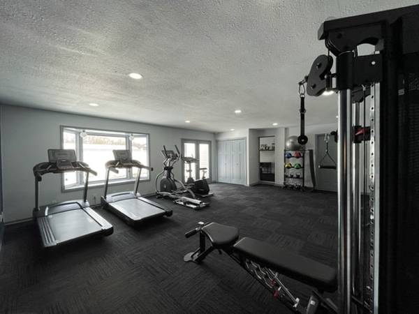 $1,340 / 3br - 1470ft2 - Estilo MUY limitado @ WCIN! Solicita tu nuevo hogar HOY MISMO! (1200 E Elmwood Dr, Terre Haute, IN)63675863485825124