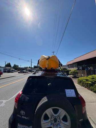 8’ ocean kayak - $300 (Granite Falls)63471462580993123