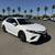 2018 Toyota Camry SE sedan Super White 16 thumbnail
