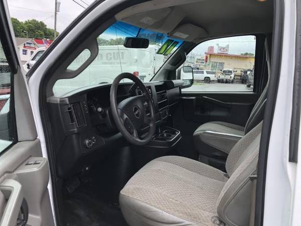 2017 GMC SAVANA - $13800.00 (Nashville, TN)63621493927937123