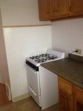 $890 / 1br - 399ft2 - Utilities Inc. Studio Pet friendly (Kent, OH)63661026617601120