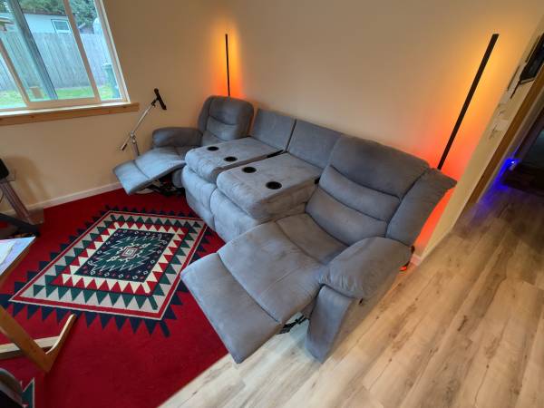 Sectional Couch / Recliners 1