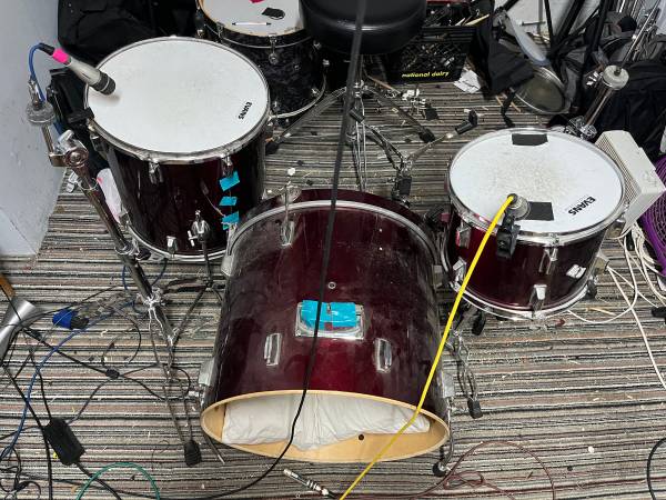 Pearl Export Drums 1